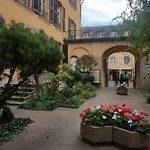 Apartment Avec Garage Centre Historique *